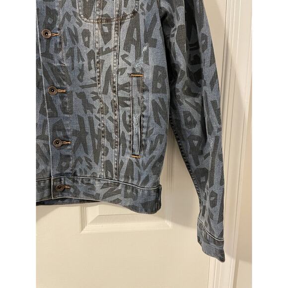 AKOO Men’s Size M Denim Jean Jacket Distressed Streetwear Urban Style - Picture 4 of 15